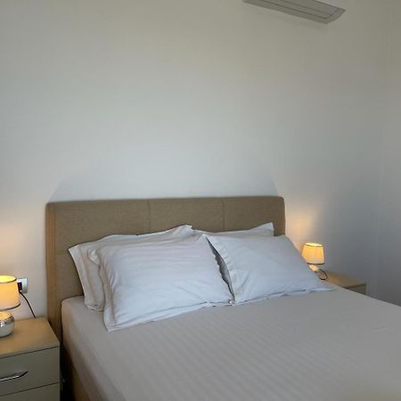 סרנדה 3B Suites Boutique Hotel מראה חיצוני תמונה