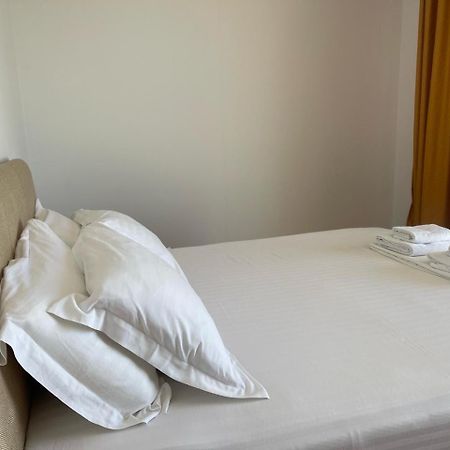 סרנדה 3B Suites Boutique Hotel מראה חיצוני תמונה
