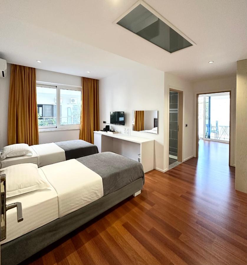 סרנדה 3B Suites Boutique Hotel מראה חיצוני תמונה