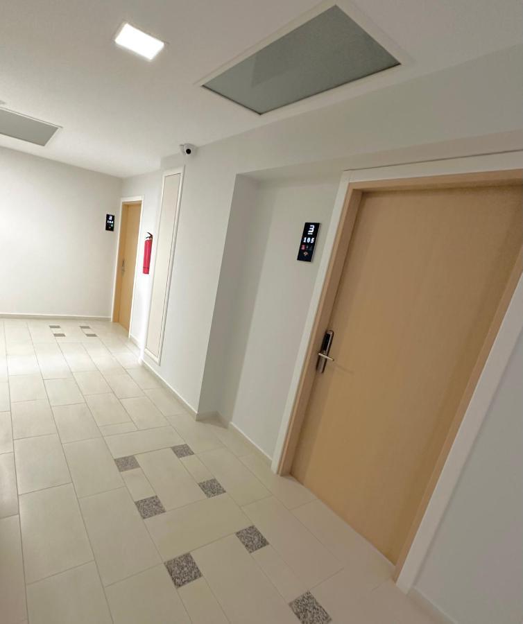 סרנדה 3B Suites Boutique Hotel מראה חיצוני תמונה