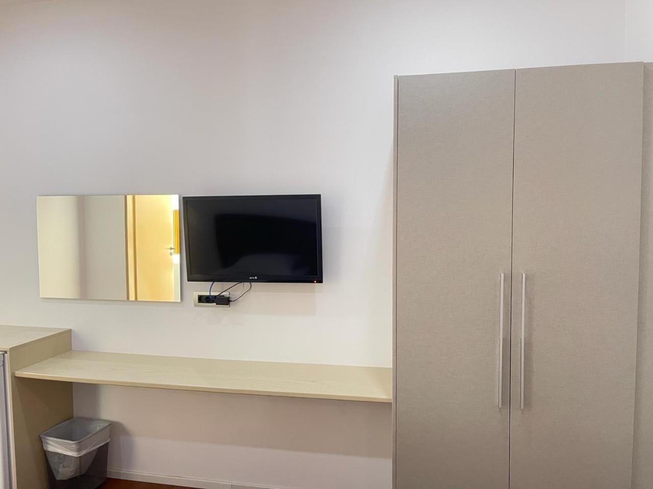 סרנדה 3B Suites Boutique Hotel מראה חיצוני תמונה