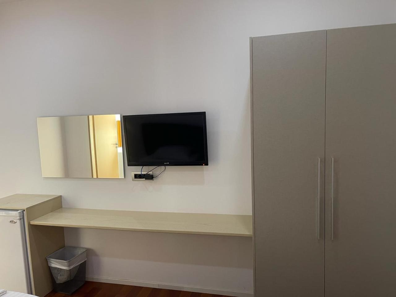 סרנדה 3B Suites Boutique Hotel מראה חיצוני תמונה