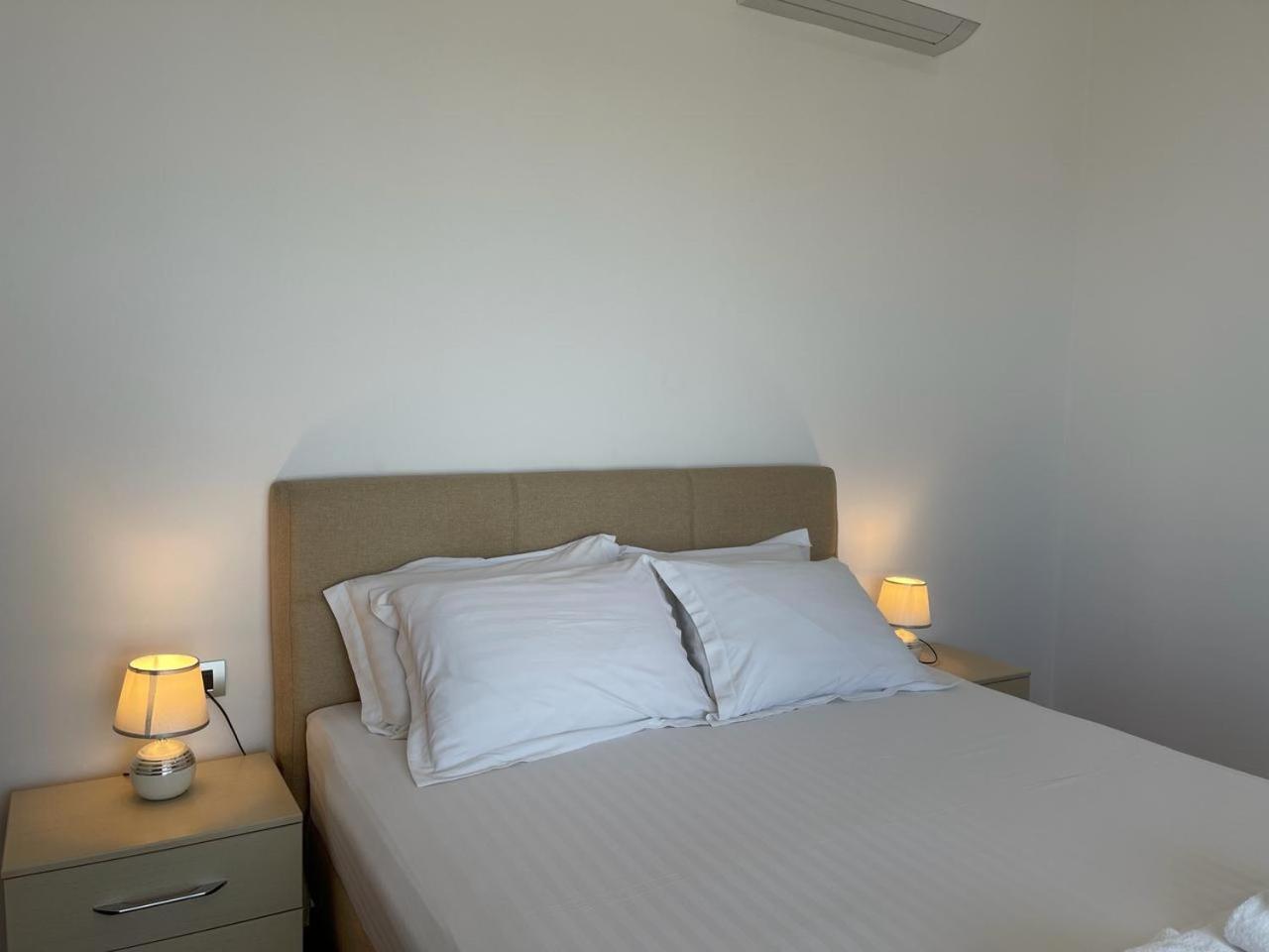 סרנדה 3B Suites Boutique Hotel מראה חיצוני תמונה