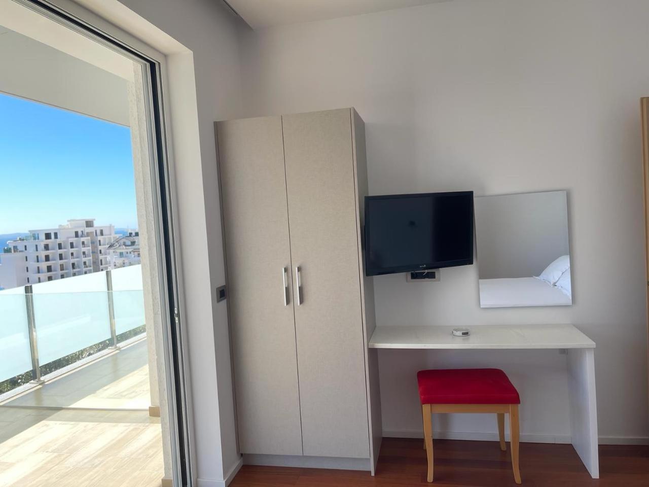 סרנדה 3B Suites Boutique Hotel מראה חיצוני תמונה