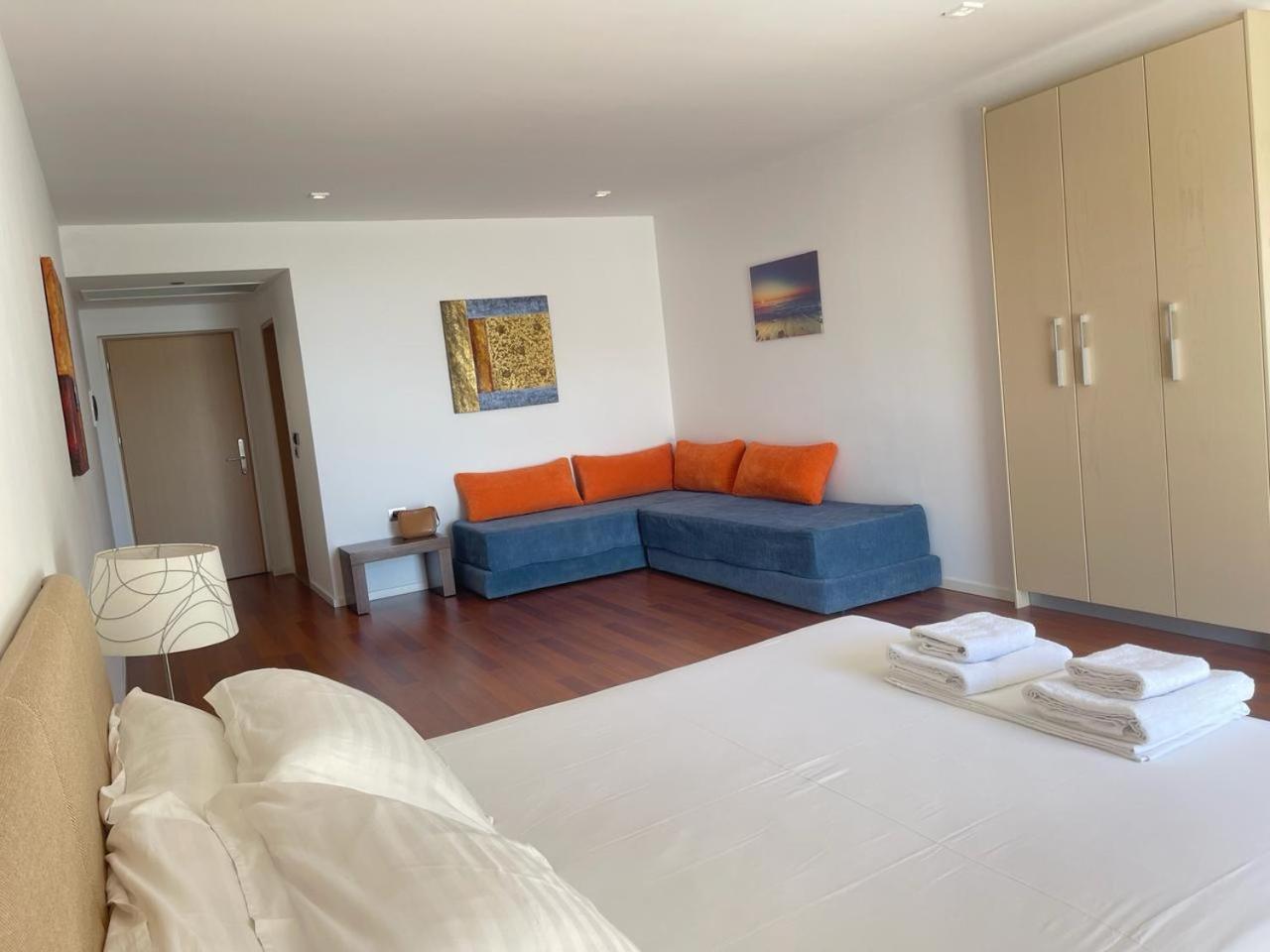 סרנדה 3B Suites Boutique Hotel מראה חיצוני תמונה