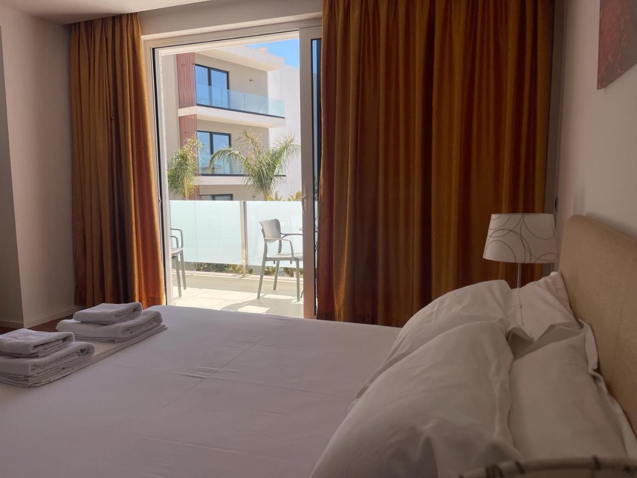 סרנדה 3B Suites Boutique Hotel מראה חיצוני תמונה