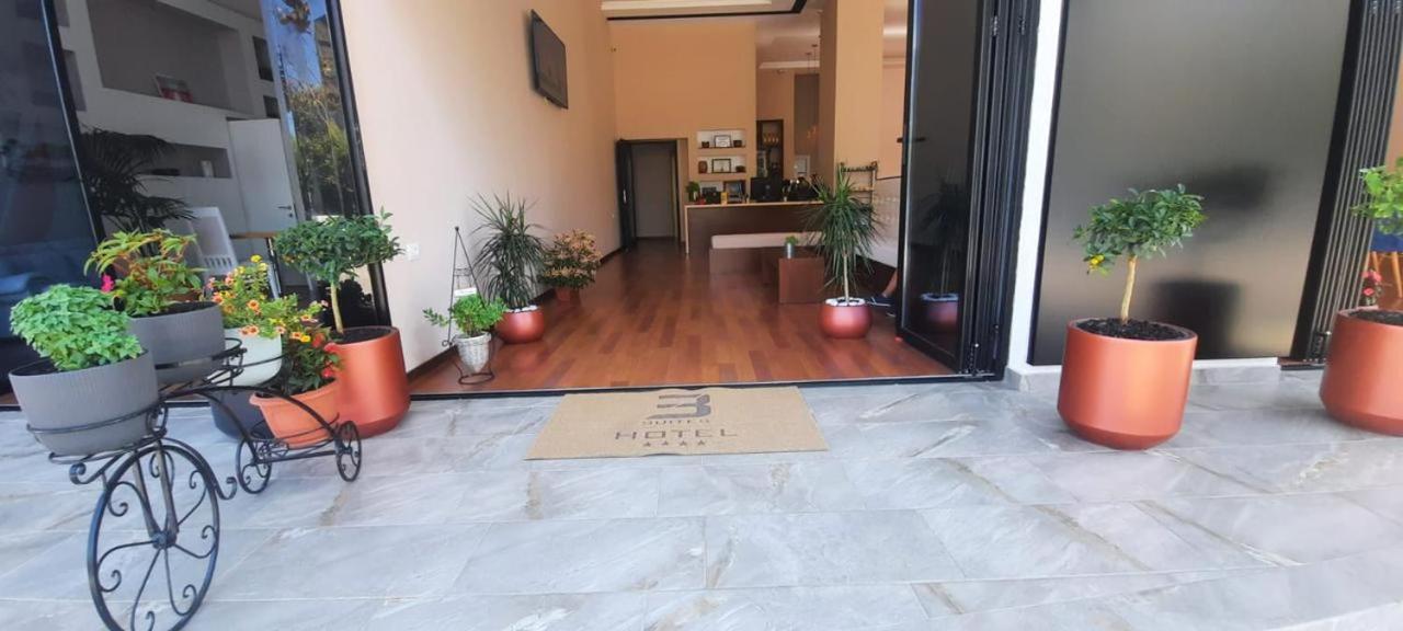 סרנדה 3B Suites Boutique Hotel מראה חיצוני תמונה